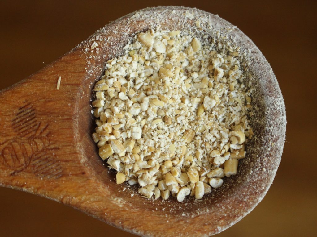Commercial_medium_oatmeal_oats