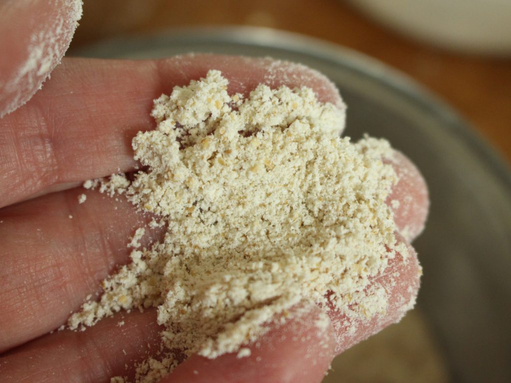 Home-milled_oatmeal_fine_oats